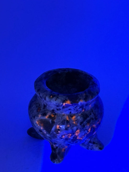 Hand Carved Cauldron / Sphere Holder