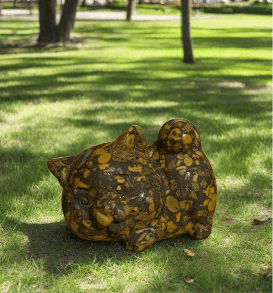 Cat Carving